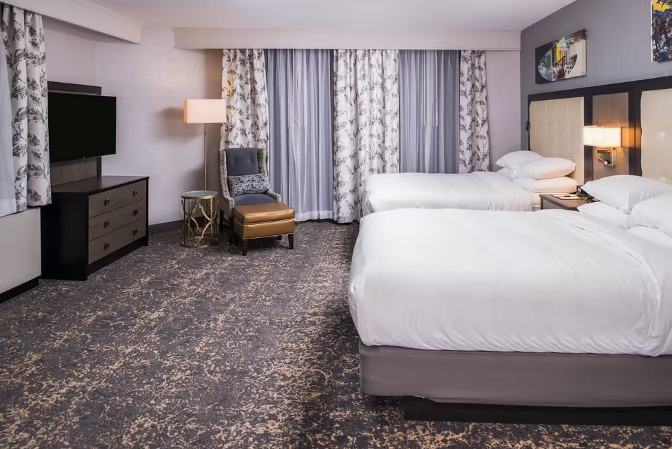 Utica Hotel photo 2