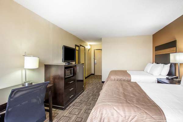 Clarion Hotel Fort Mill Near Amusement Park photo 2
