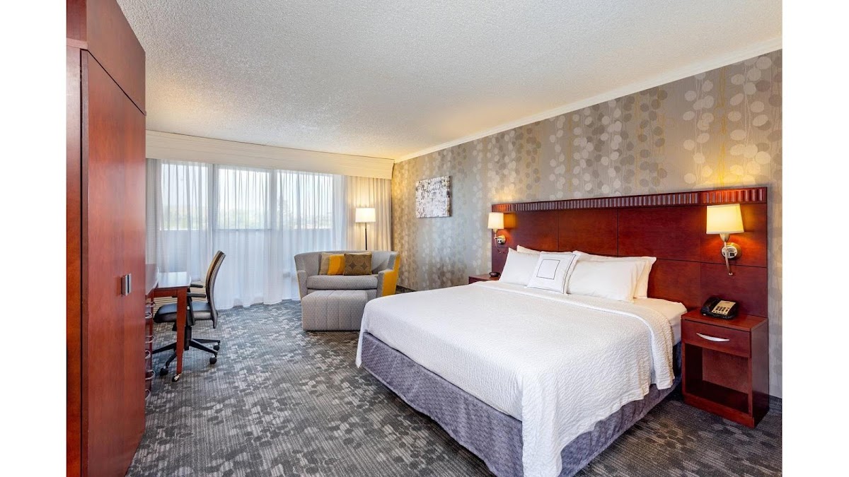 Courtyard by Marriott Fairfield Napa Valley Area photo 2