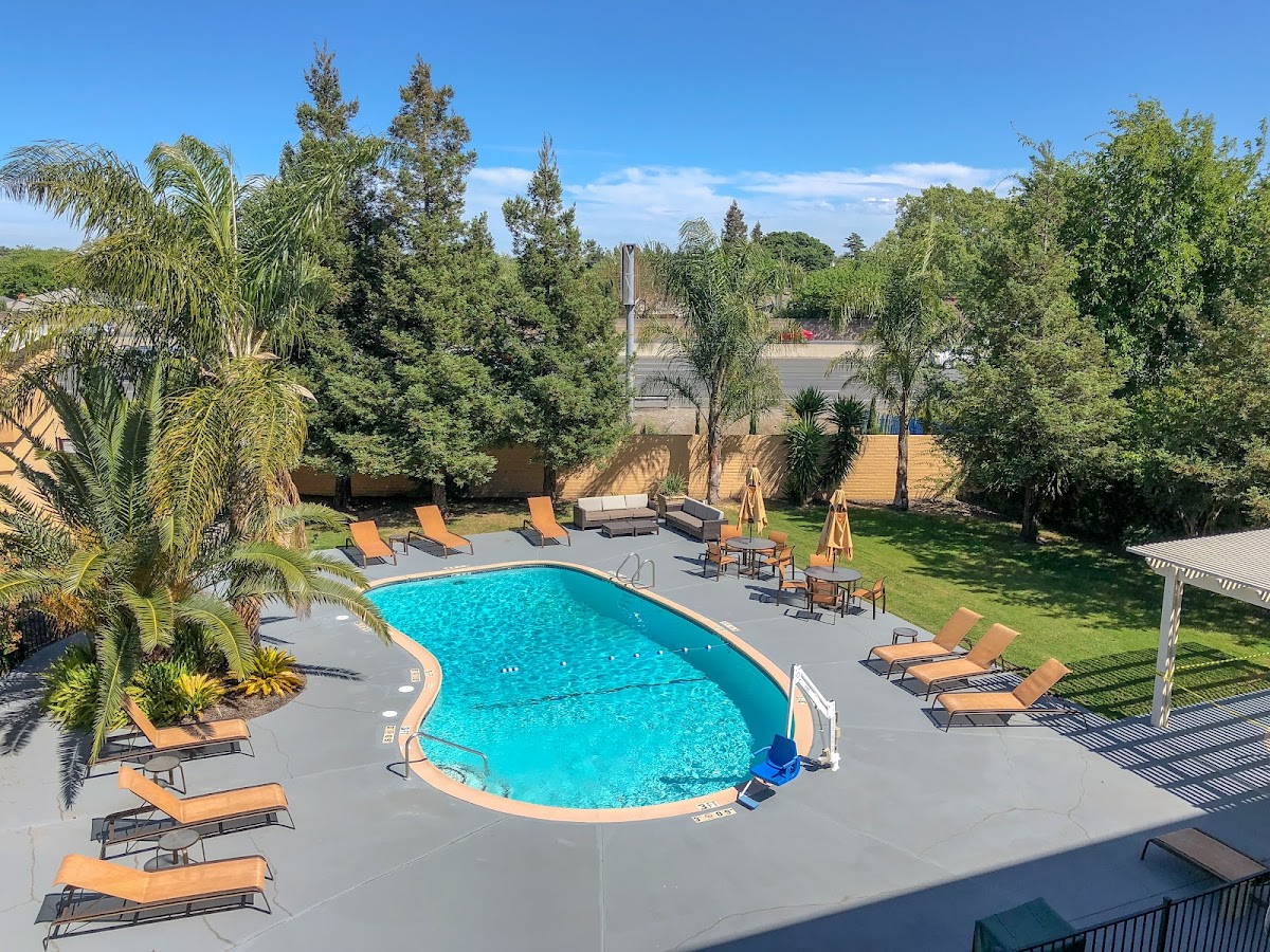 Courtyard by Marriott Fairfield Napa Valley Area photo 3