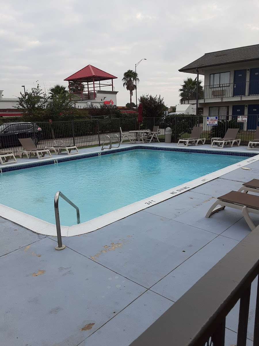 Motel 6 College Station, TX - Bryan photo 3