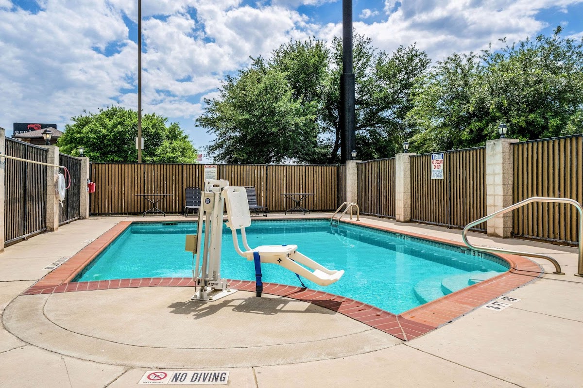 Comfort Suites Near Texas State University photo 3