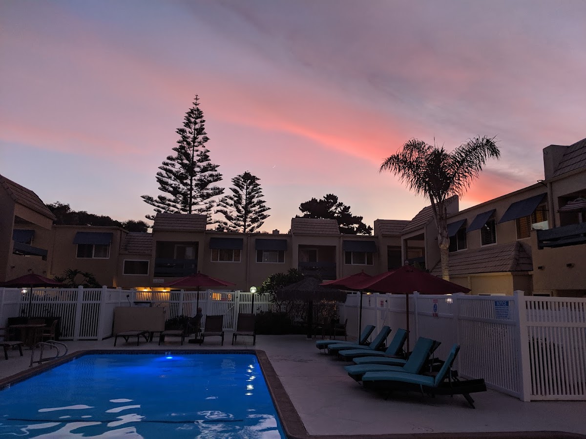 Sand Pebbles Resort photo 2