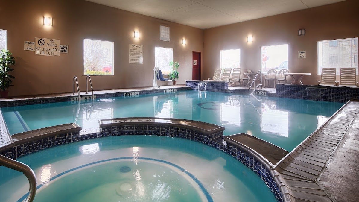 Best Western Granbury Inn & Suites photo 3