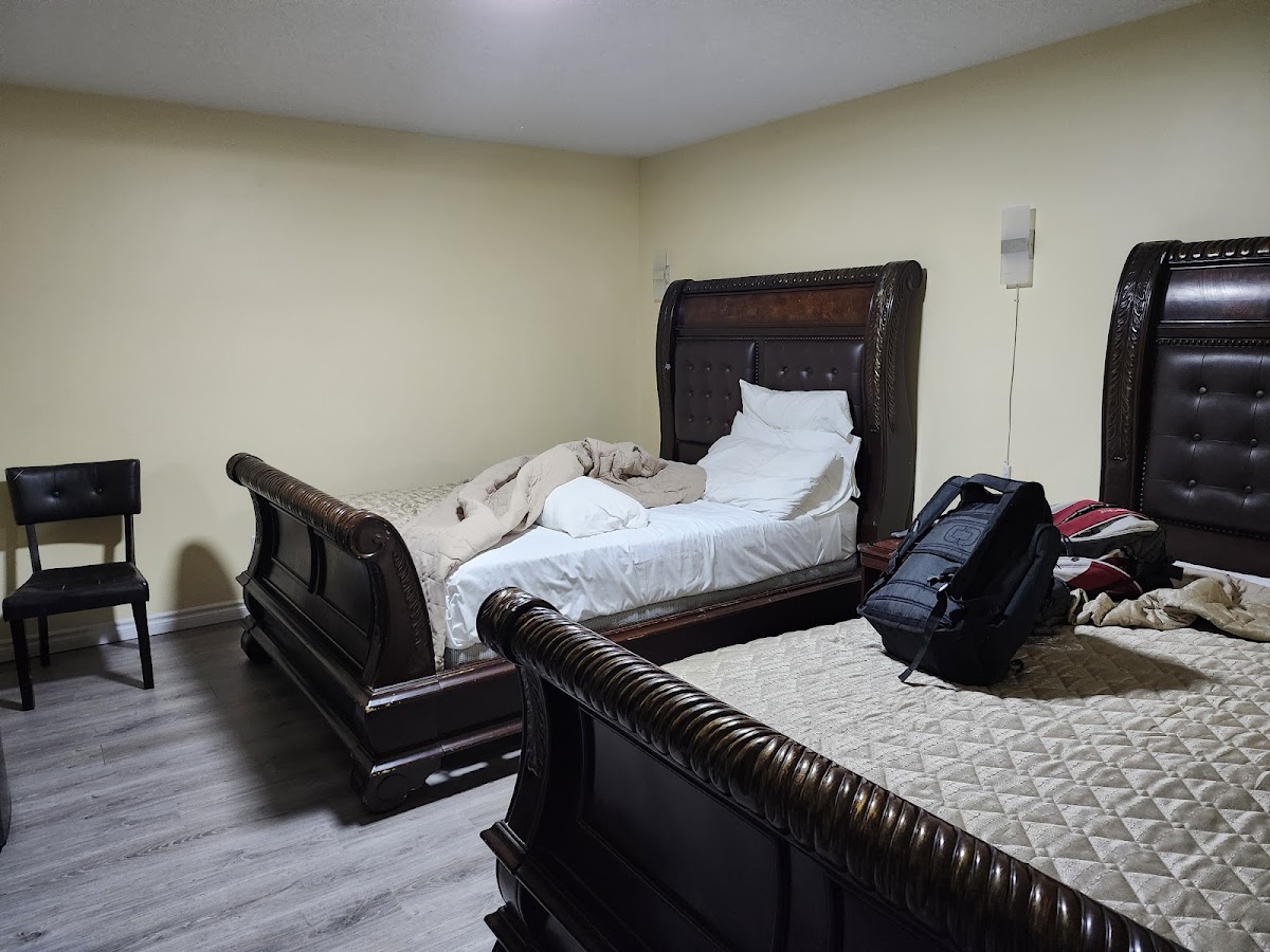 Rosecourt Motel photo 2