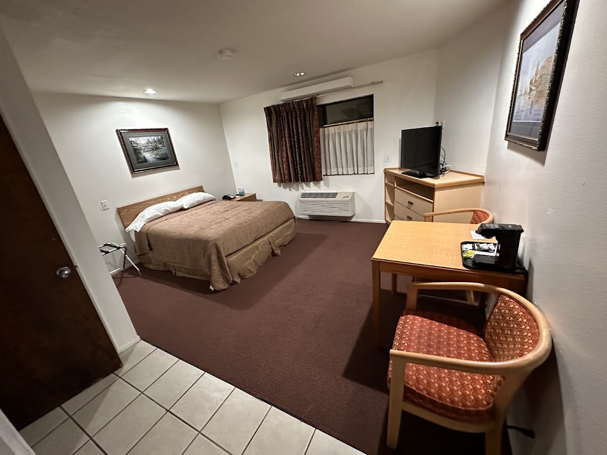 Jolly Roger Hotel photo 2
