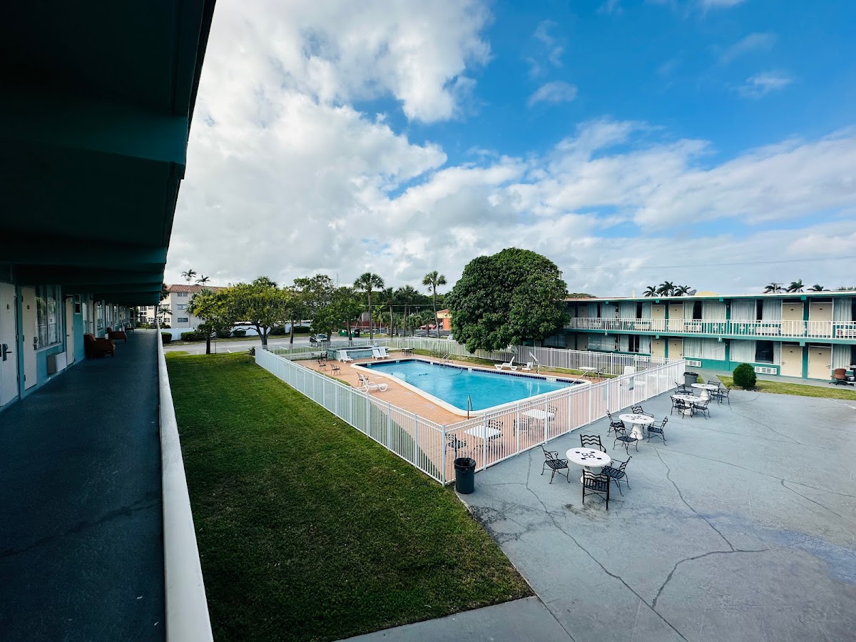 Boca Inn photo 3