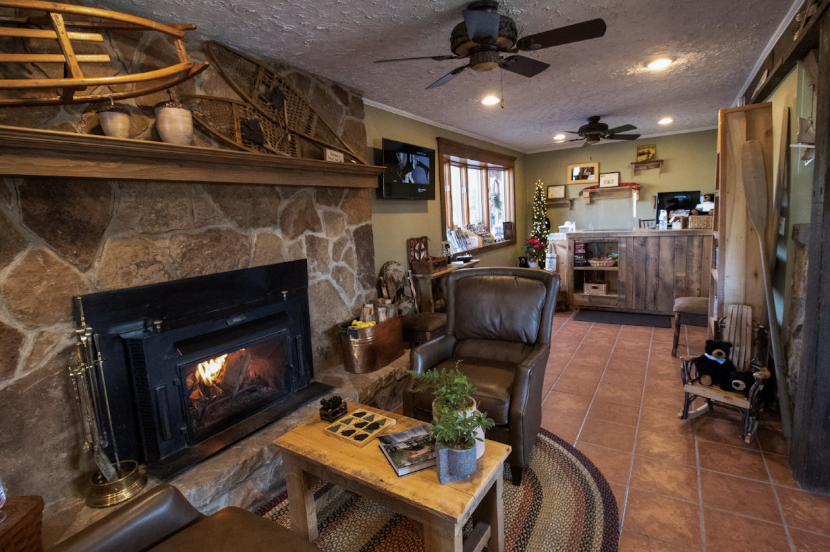LakeFront Lodge photo 3