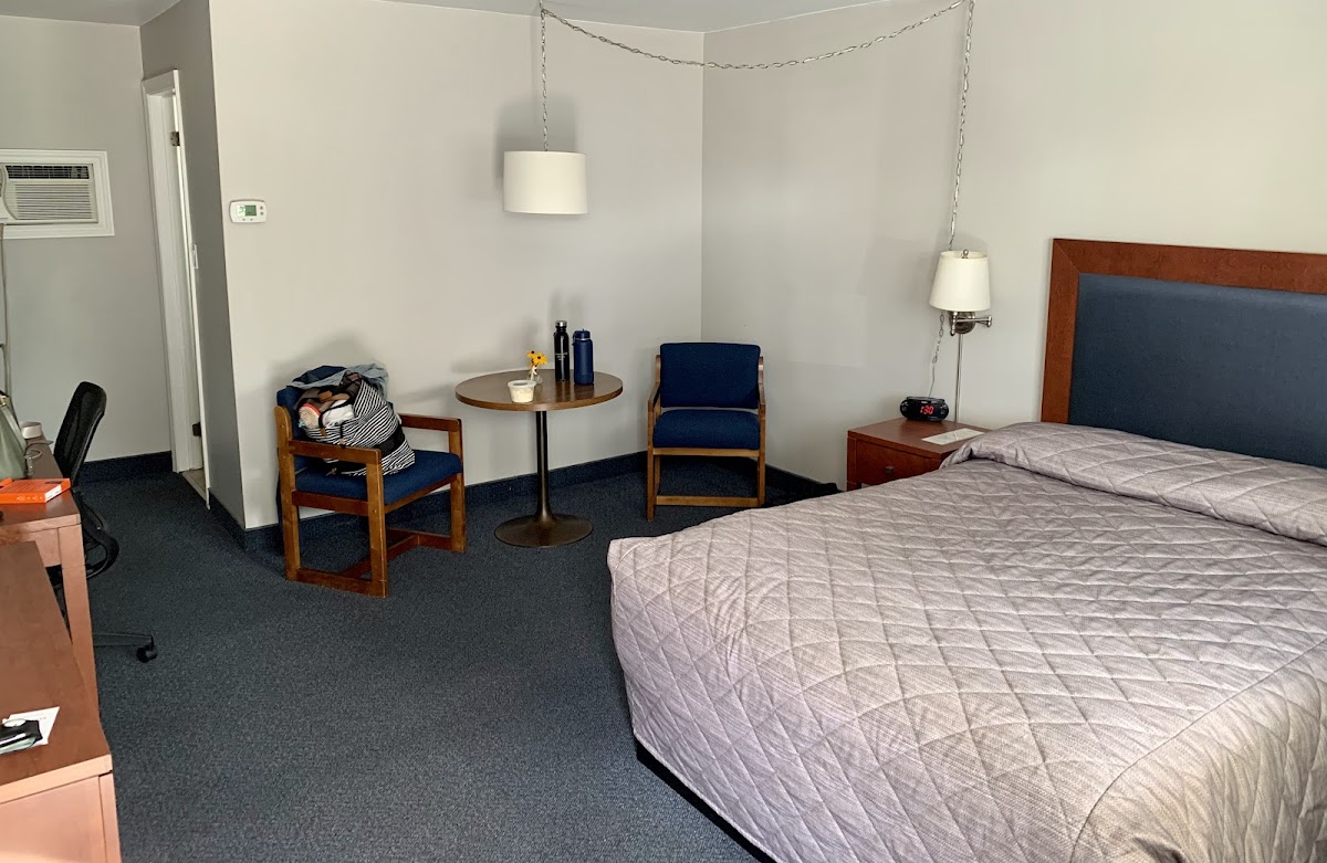 White Rock Motel photo 2