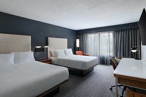 Courtyard by Marriott Houston The Woodlands photo 2