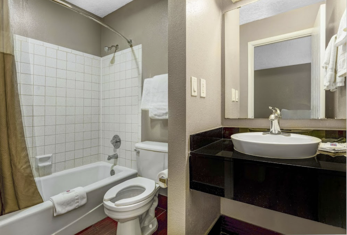 Evanston Inn Extended Stay photo 3