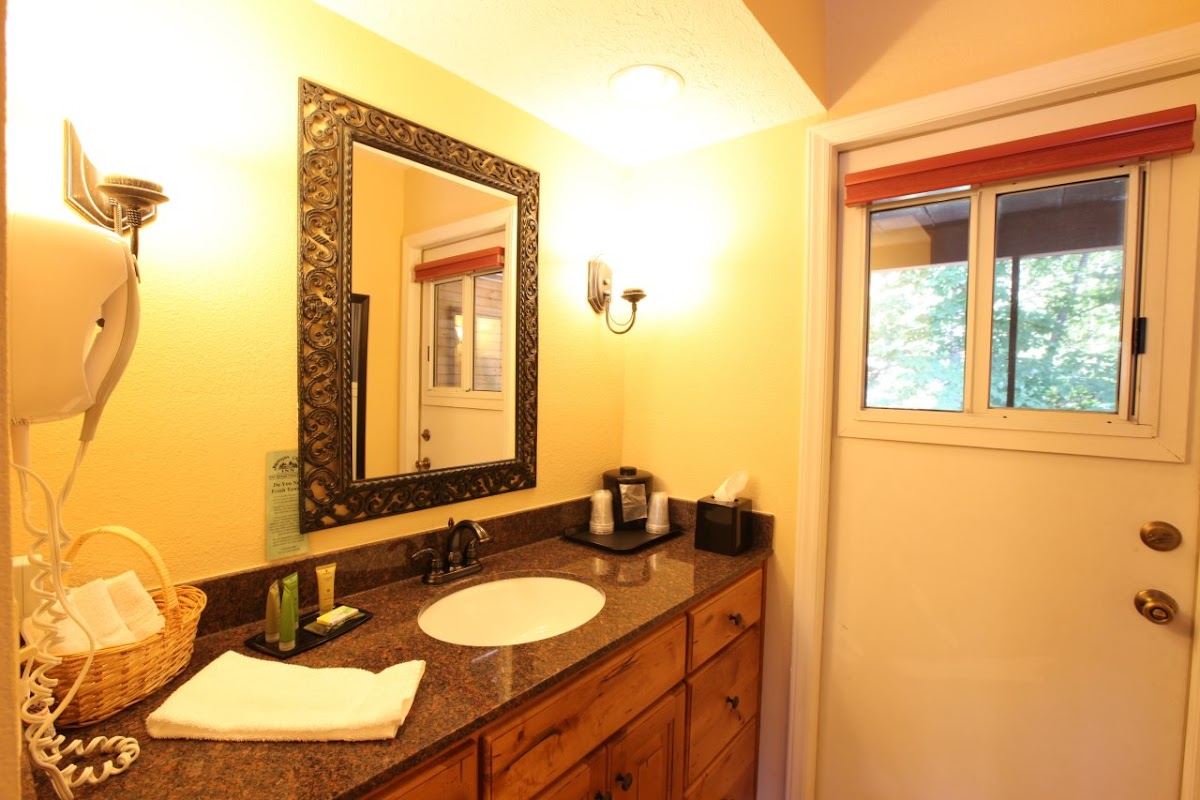 Jonathan Creek Inn and Villas photo 3