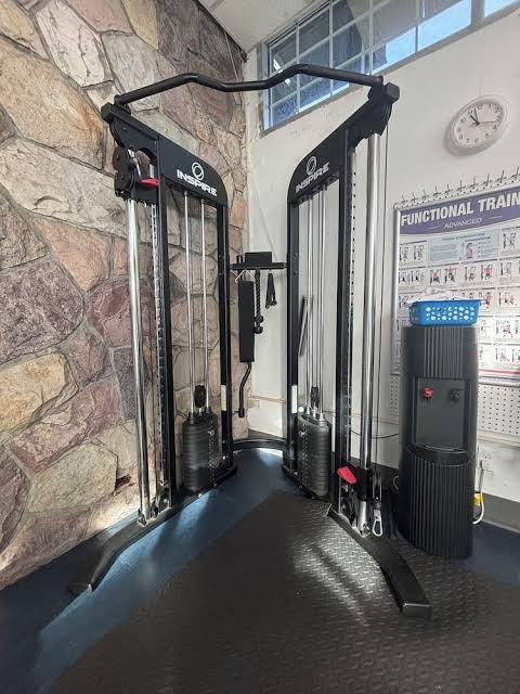 Super 8 by Wyndham Macleod Trail Calgary