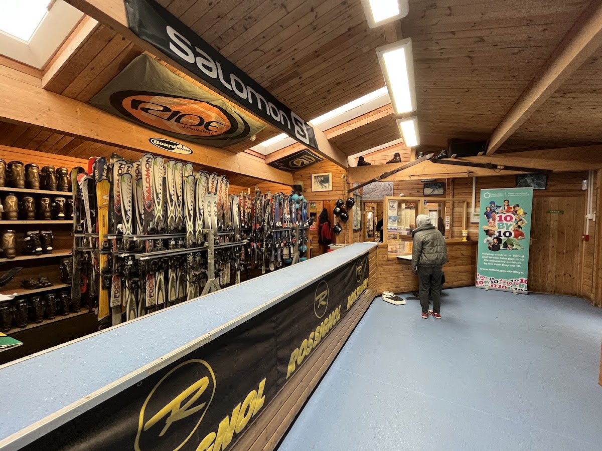 Telford Snowboard & Ski Centre