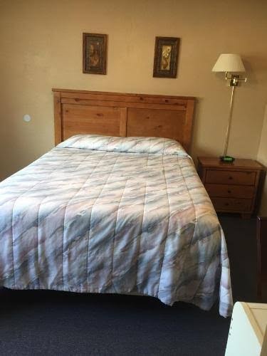 Harrison Inn photo 3
