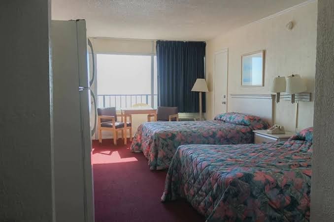 Red Tree Inn photo 2