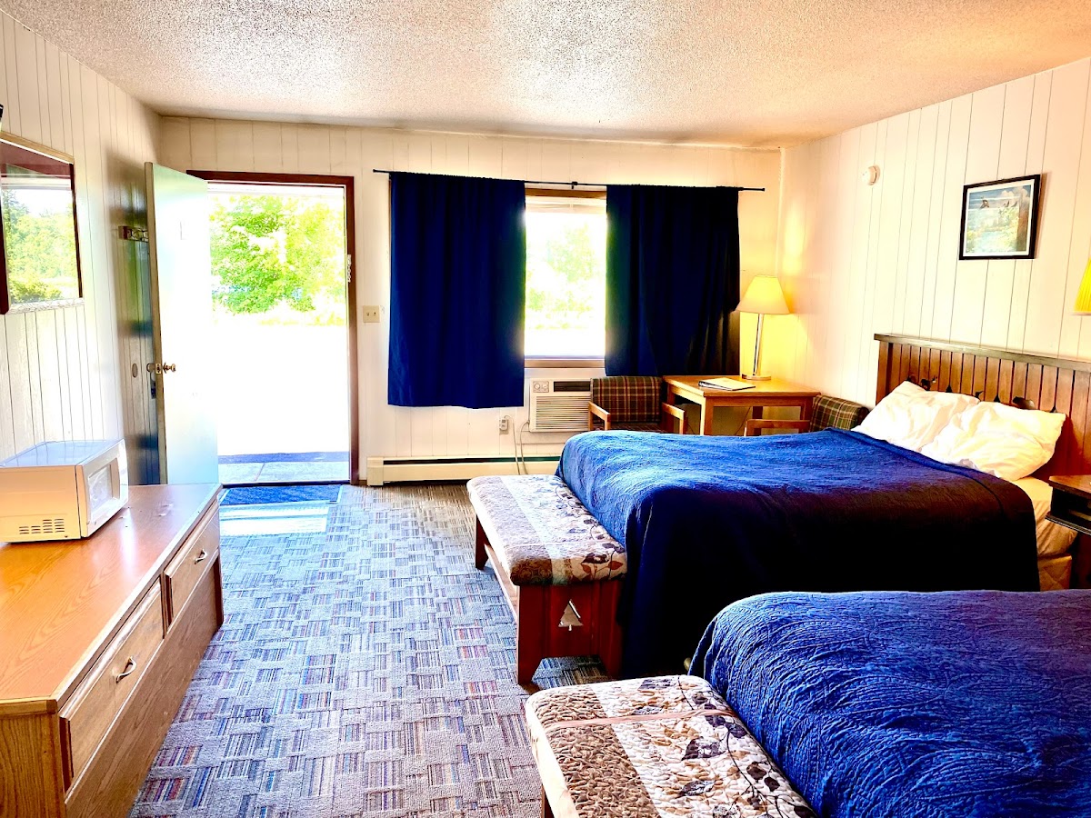 Forest Lake Motel photo 2