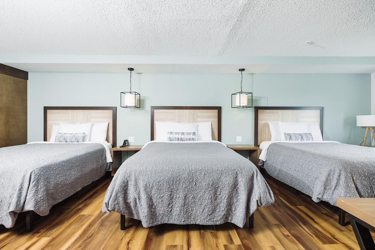The Windstar Hotel at Carolina Beach photo 2
