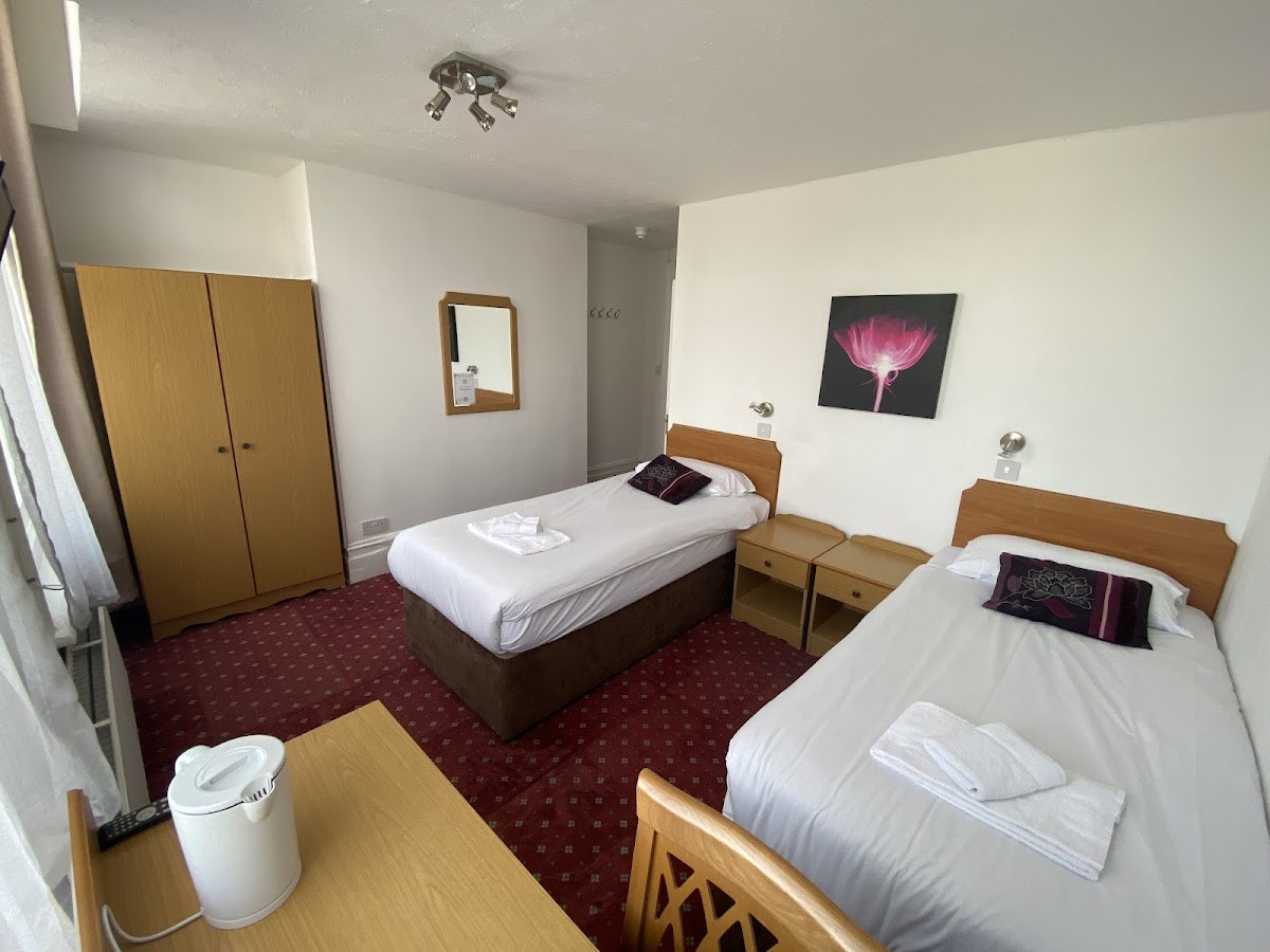Carlton Court Hotel Eastbourne photo 2