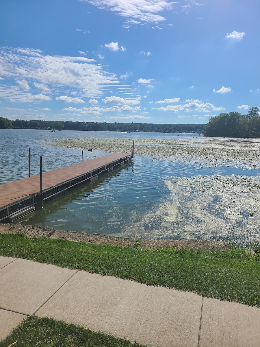 Edinboro Lake Resort photo 3