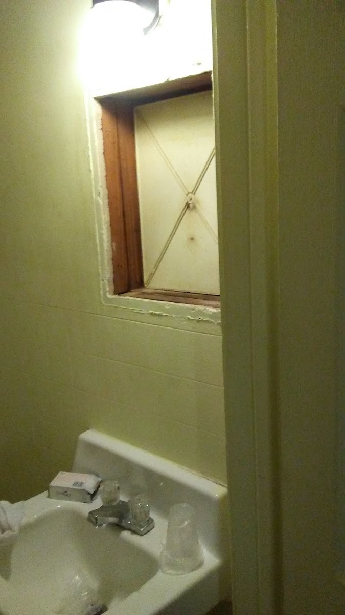 Charleston Heights Motel photo 2