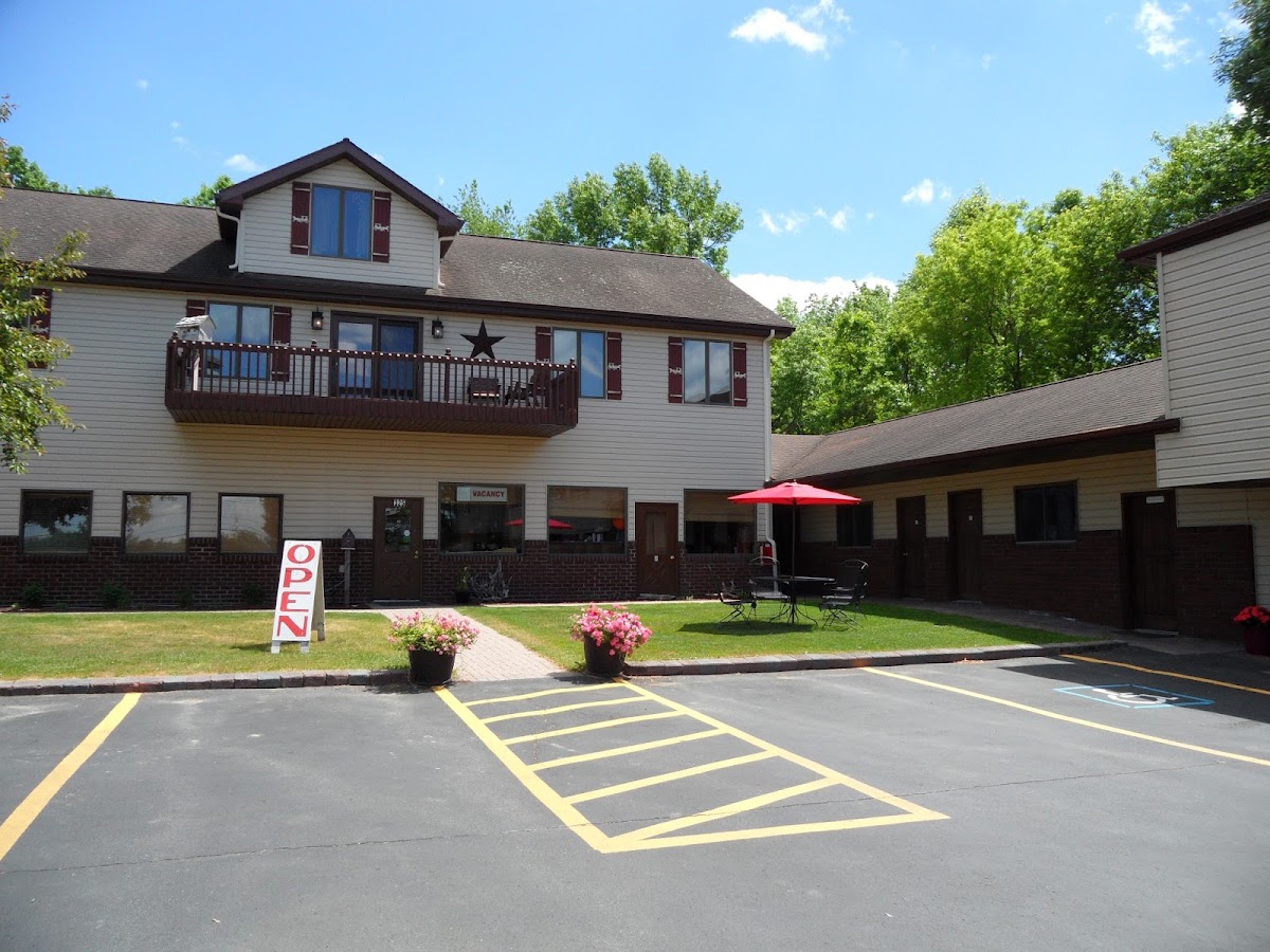 Blue Spruce Motel