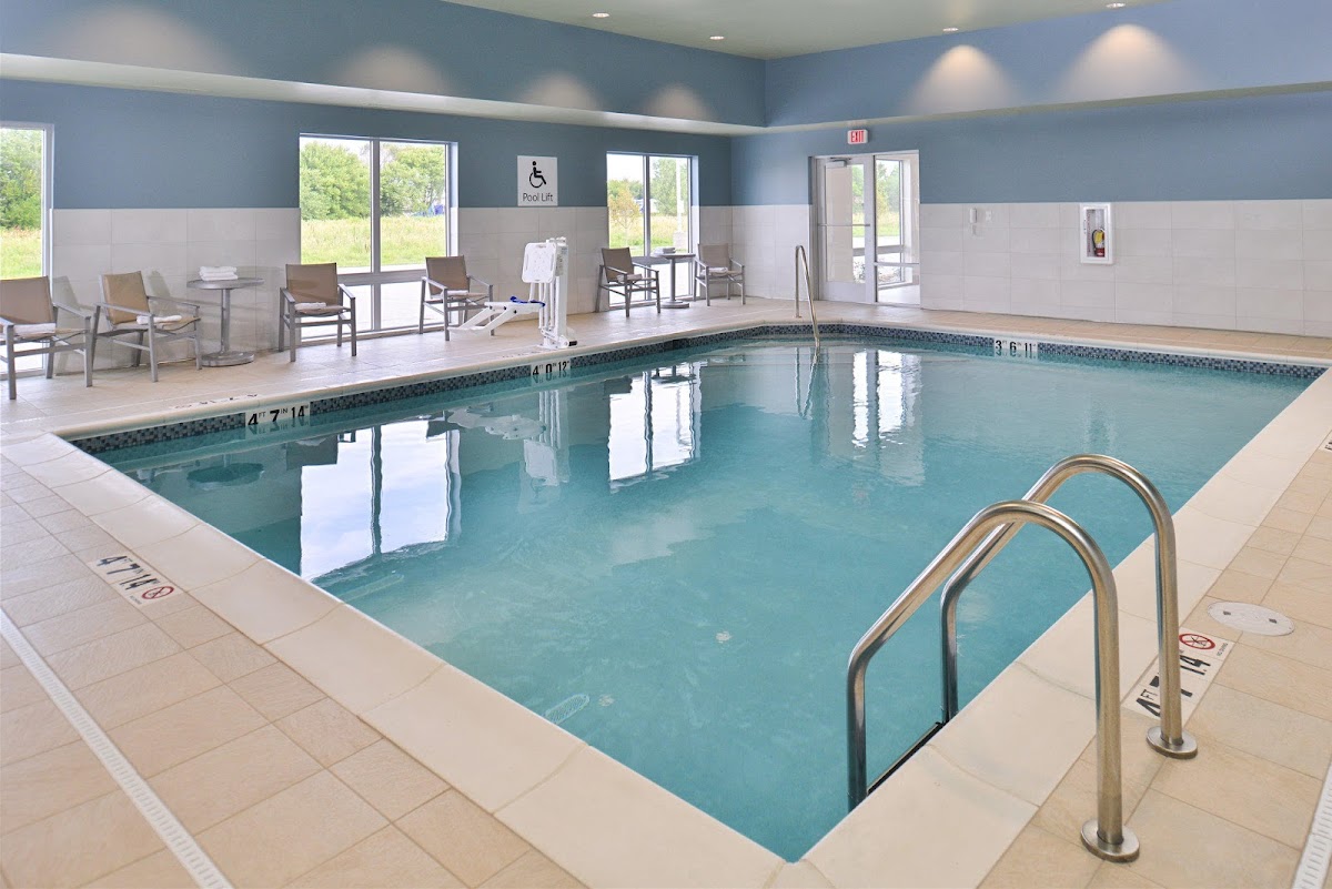 Holiday Inn Express & Suites Omaha Airport by IHG photo 3