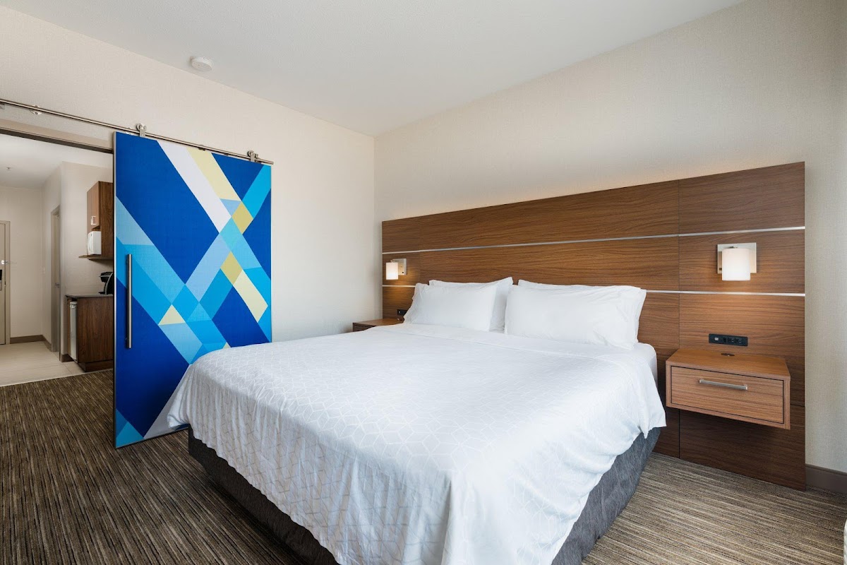 Holiday Inn Express Grande Prairie by IHG photo 2