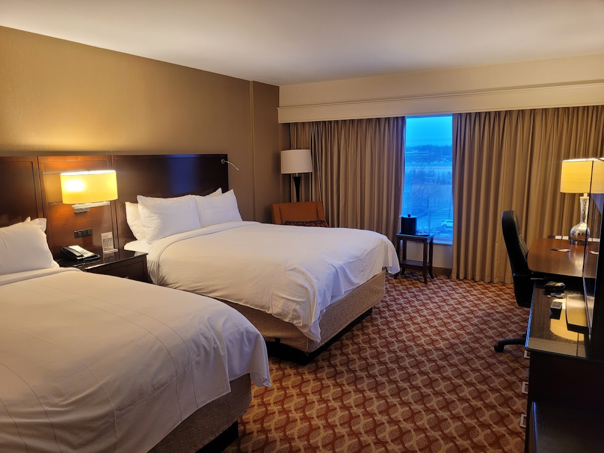 Louisville Marriott East photo 2