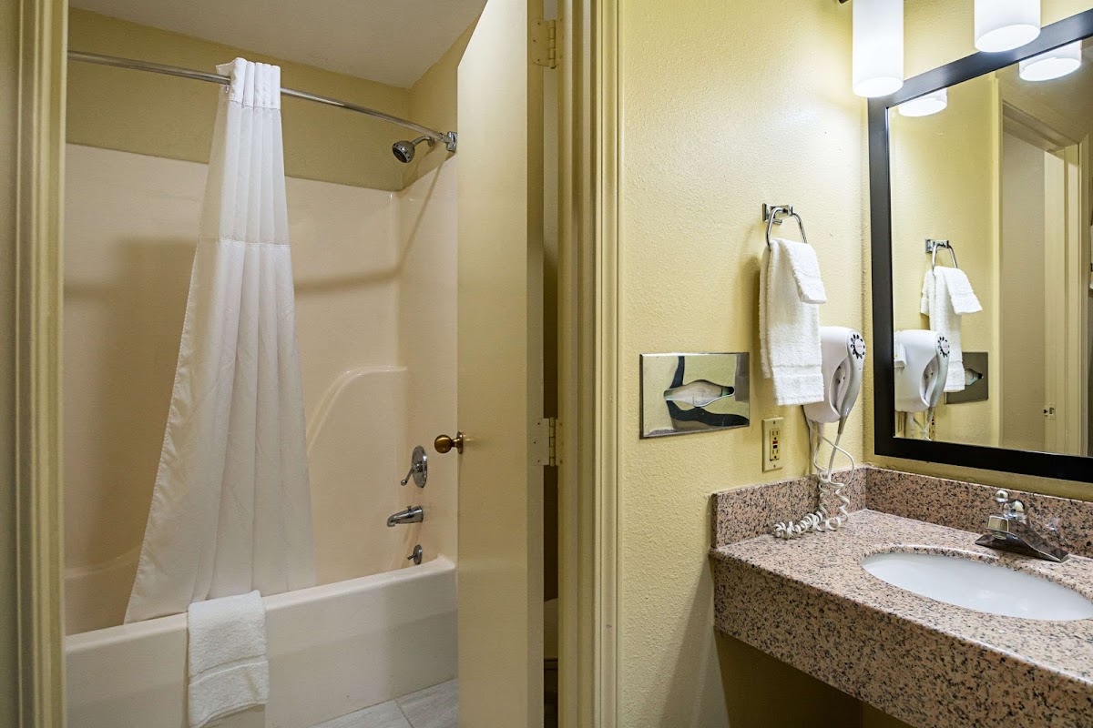 Quality Inn & Suites Greensburg I-74 photo 3