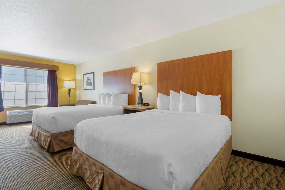 Best Western Plus Park Place Inn & Suites photo 2