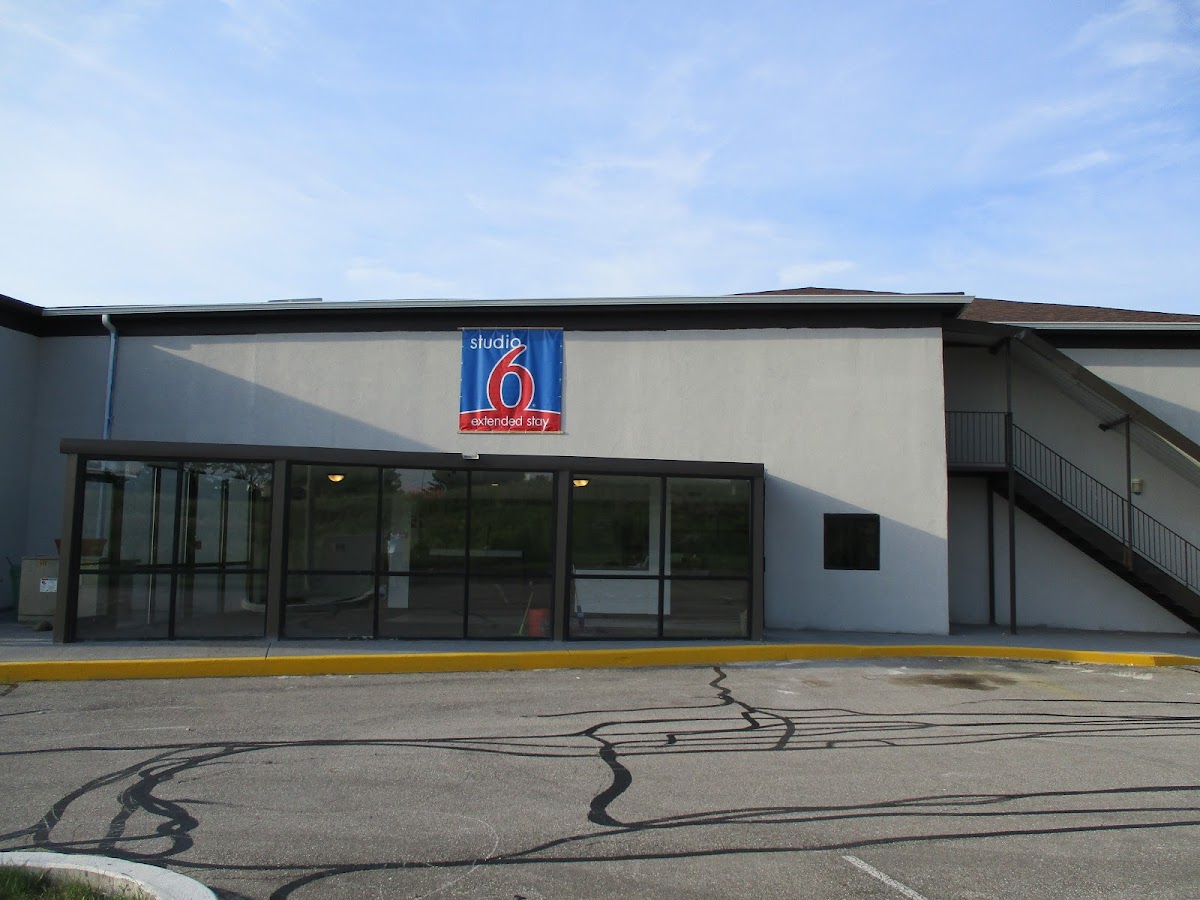 Studio 6 Indianapolis, IN
