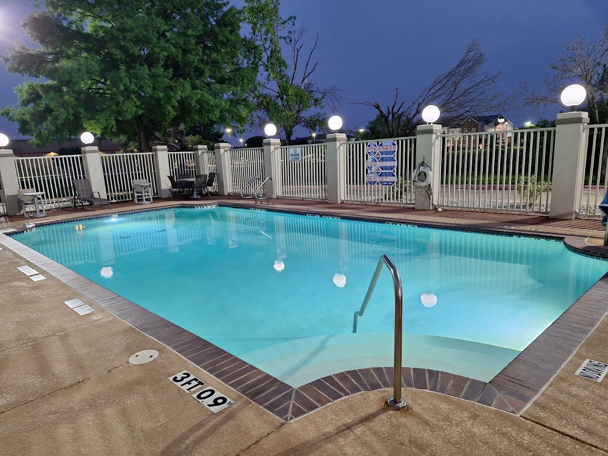 Holiday Inn Express & Suites Dallas Lewisville by IHG photo 3