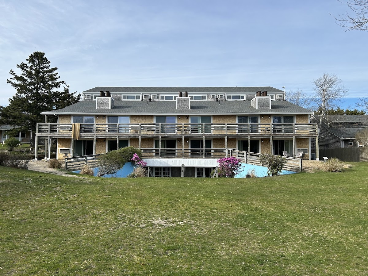 The Island Inn on Martha's Vineyard photo 3