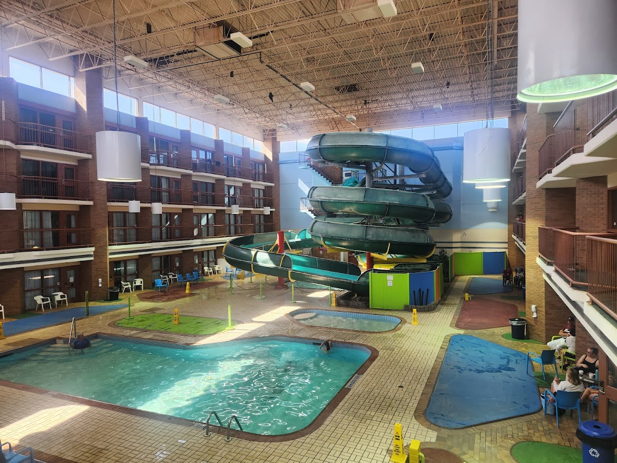 Medicine Hat Lodge, Trademark Collection by Wyndham photo 3