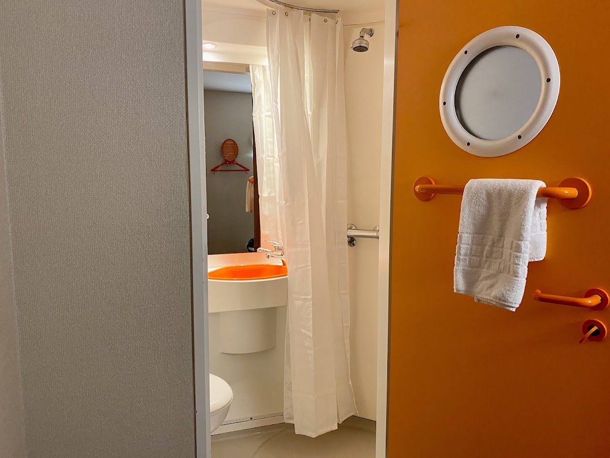 easyHotel Glasgow City Centre photo 3
