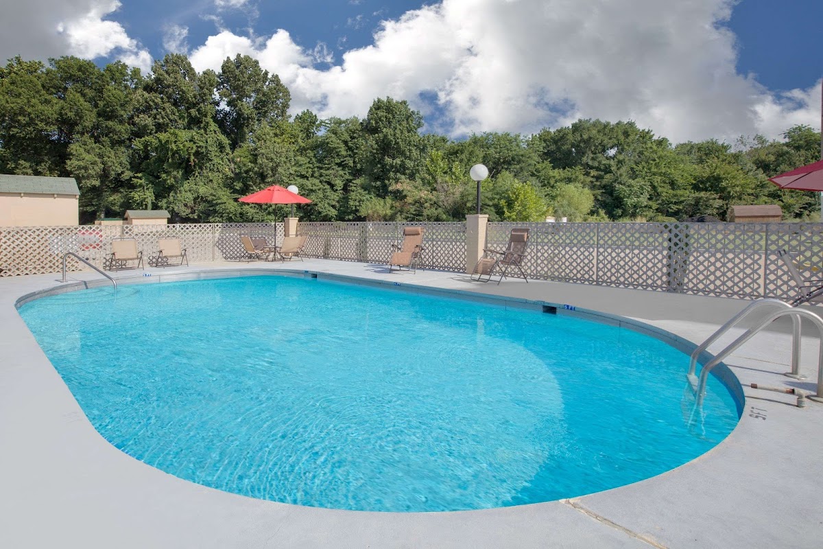 Super 8 by Wyndham Clarksville AR photo 3