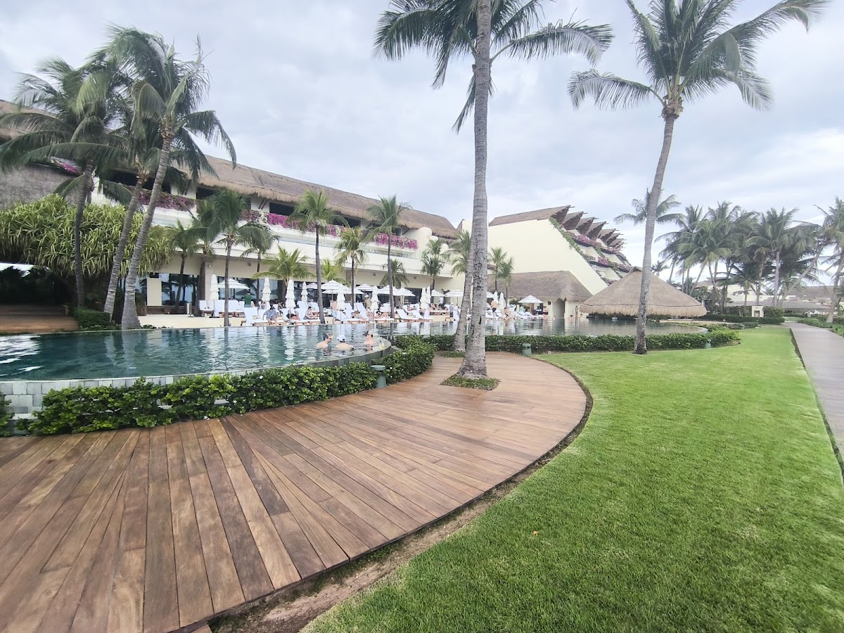 Hotel Grand Velas