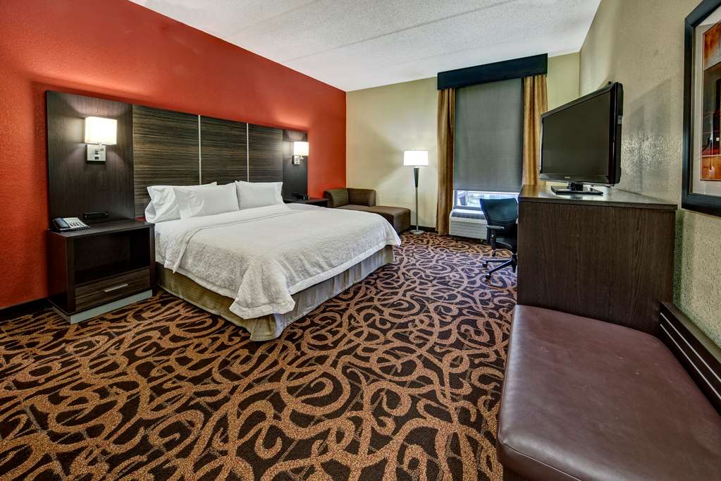 Hampton Inn Houston/Baytown photo 2