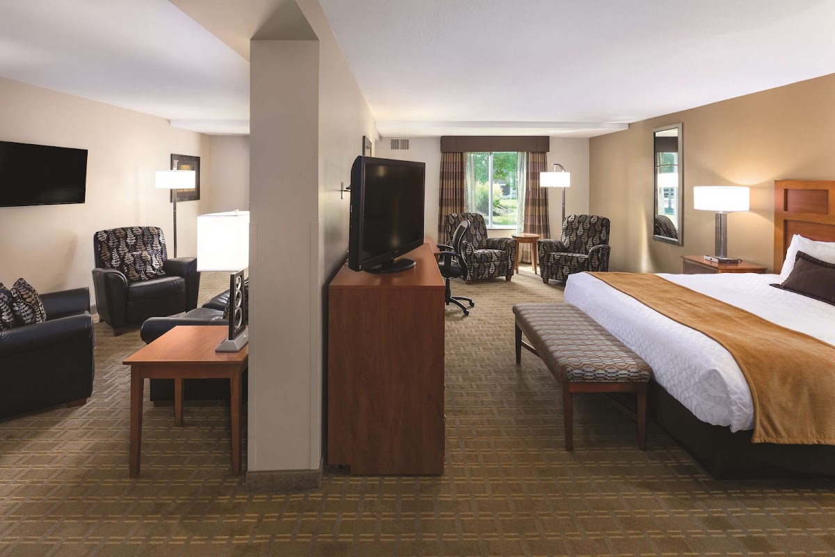 Wyndham Bloomington - Mall of America photo 2