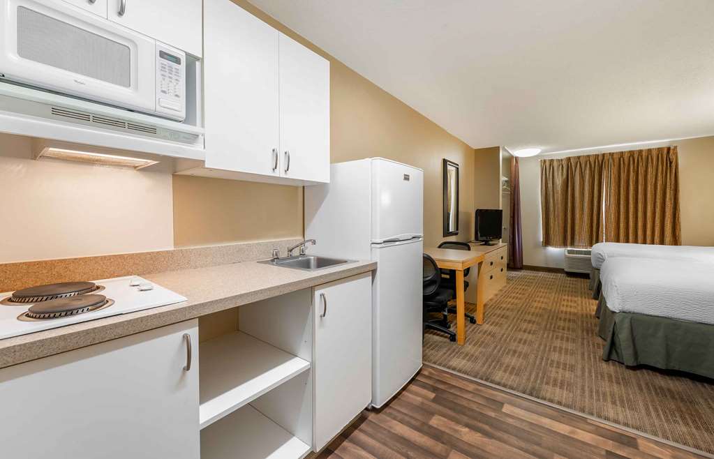 Extended Stay America Suites- Cincinnati - Blue Ash - Kenwood Road photo 2
