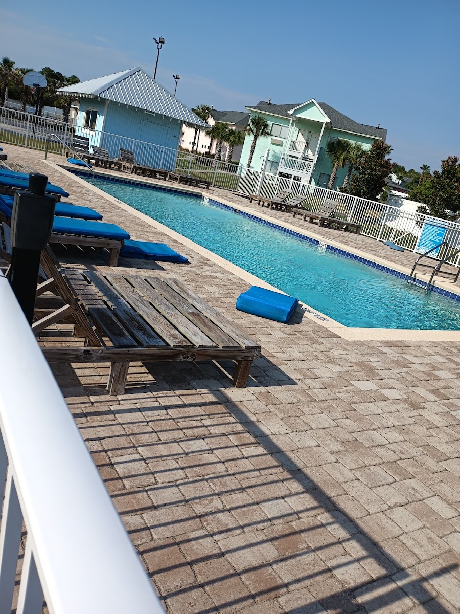 Travelodge by Wyndham Panama City Beach / Beachfront photo 3