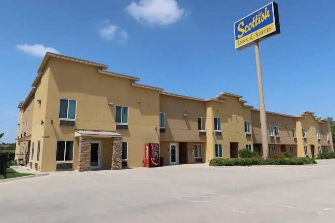 West Worth Inn & Suites