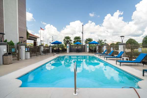 La Quinta Inn & Suites by Wyndham Prattville photo 3