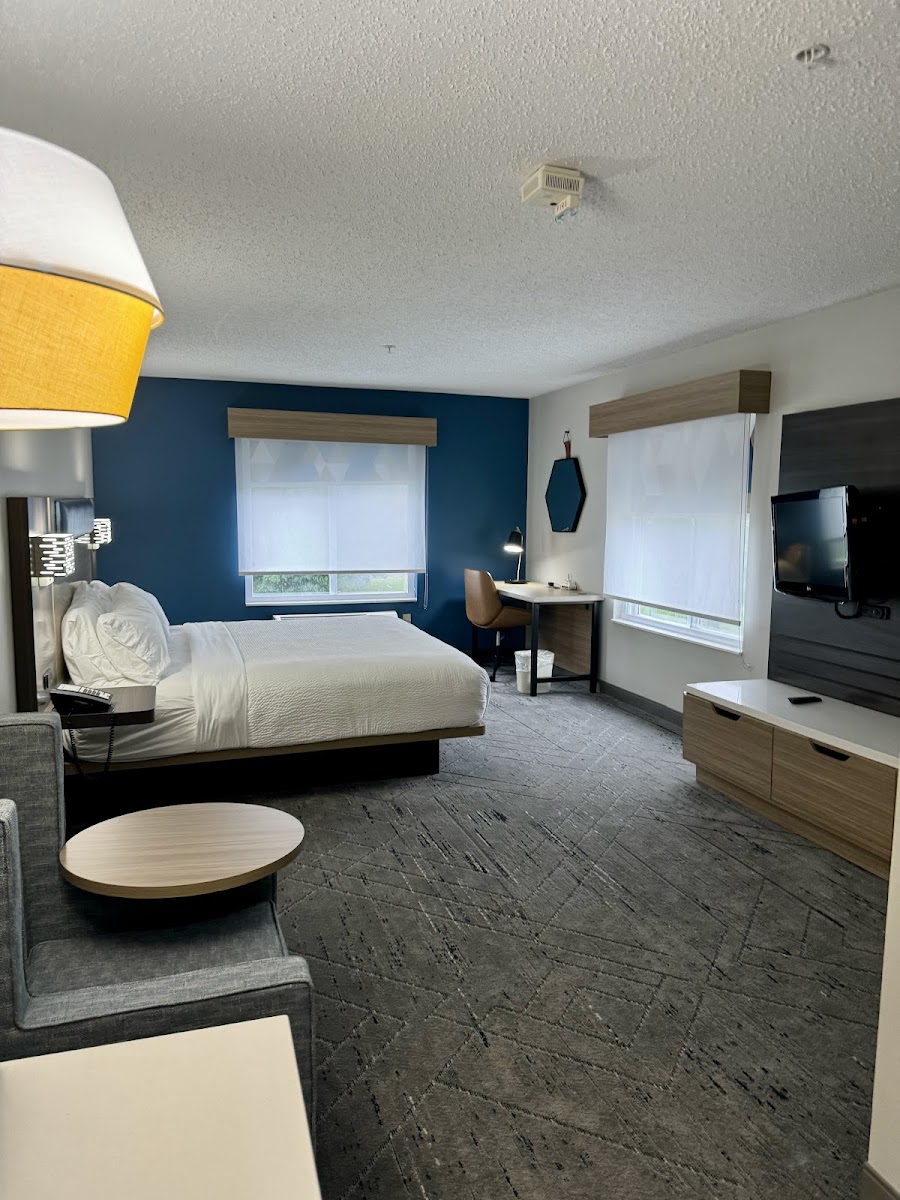 Holiday Inn Express Newington - Hartford by IHG photo 2