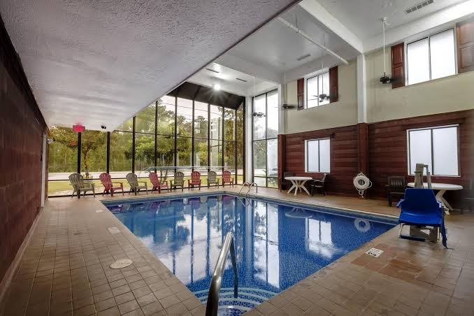 Red Roof Inn & Suites Jacksonville, NC photo 3