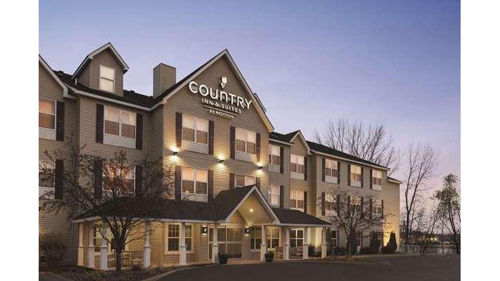 Country Inn & Suites by Radisson, Forest Lake, MN
