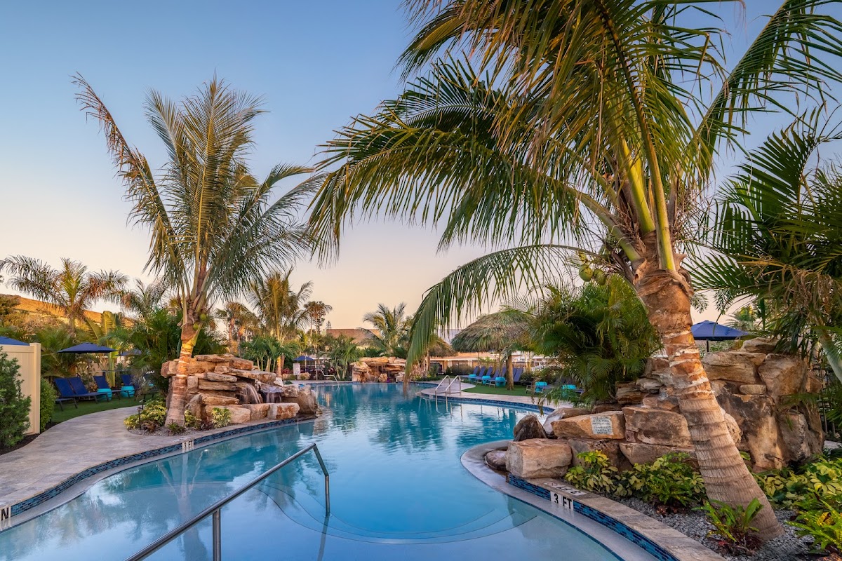 Tropical Beach Resorts photo 3