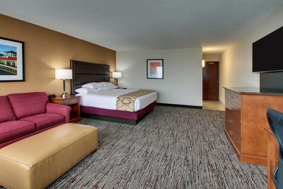 Drury Inn & Suites Evansville East photo 2