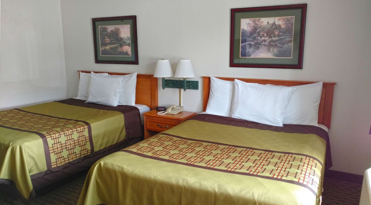 Americas Best Value Inn Annandale photo 2